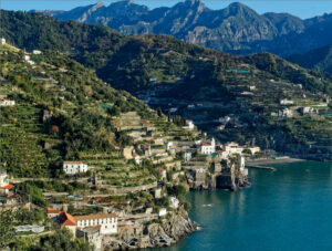 Location de voiture et utilitaire pas chère à Ravello